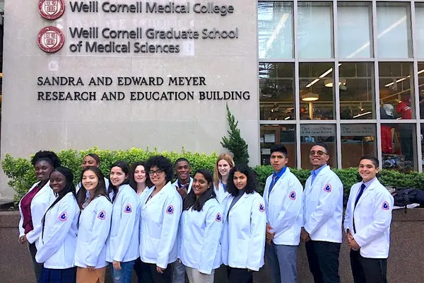 Bella with other students who participated in the Gateways to the Laboratory internship in New York City.